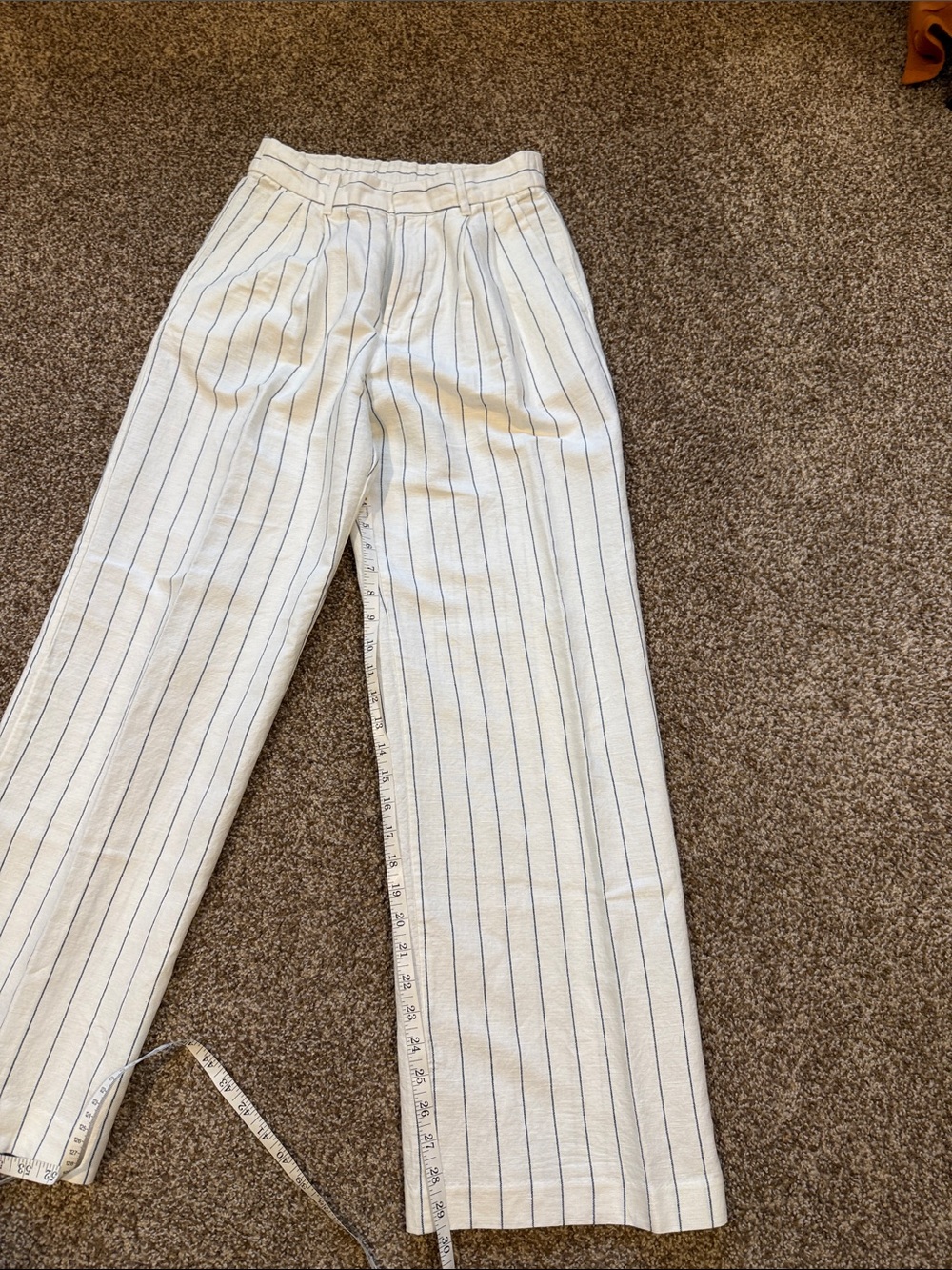 Gap wide leg pleated pant